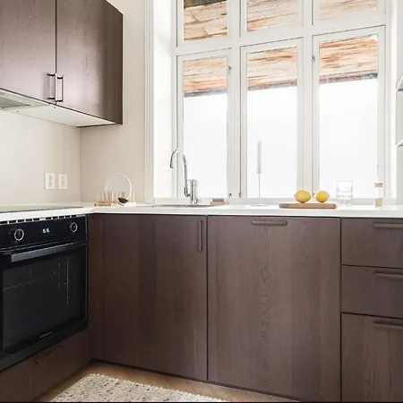 アパート Bright, Cozy And Close To The Center 3-room Apartment!
