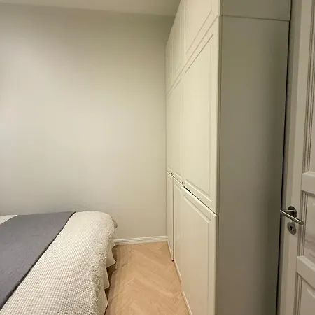 Bright, Cozy And Close To The Center 3-room Apartment! アパート ベルゲン